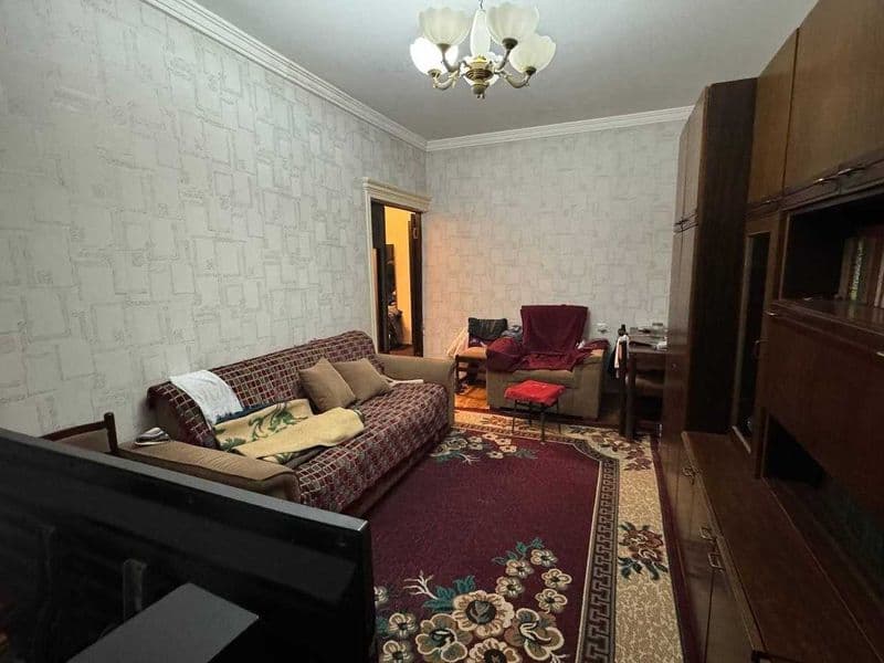 АРЕНДА<br />
Кадышева рынок <br />
2.3/2/4<br />
53м2<br />
