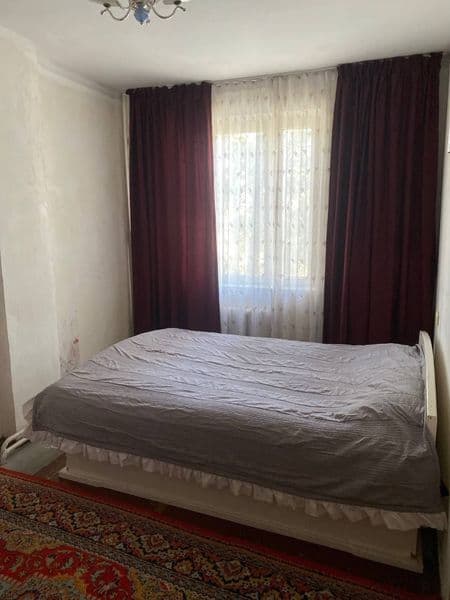 2/2/12 улица бобура ориентир РОВД рупарасида цена 450&<br />