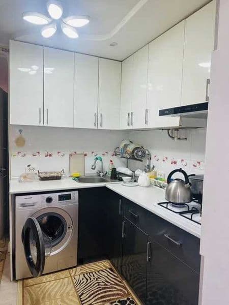 Аренда 3 комнатной квартиры.<br />
Евроремонт.<br />
С мебел