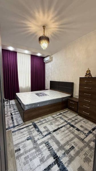 Юнусабад 4 Шох Сарой <br />
2 комнатная<br />
1 этаж <br />
 — фото 2