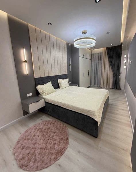 Beruni metro 2/3/5  yangi dom xamma sharoit bor srochni tops