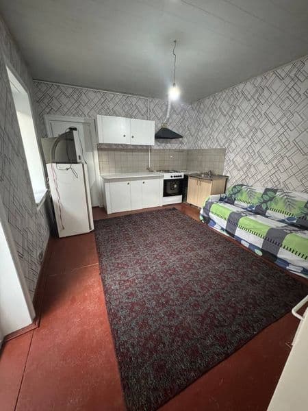 Холодильник <br />
Стиральная машинка <br />
Газ плита<br />