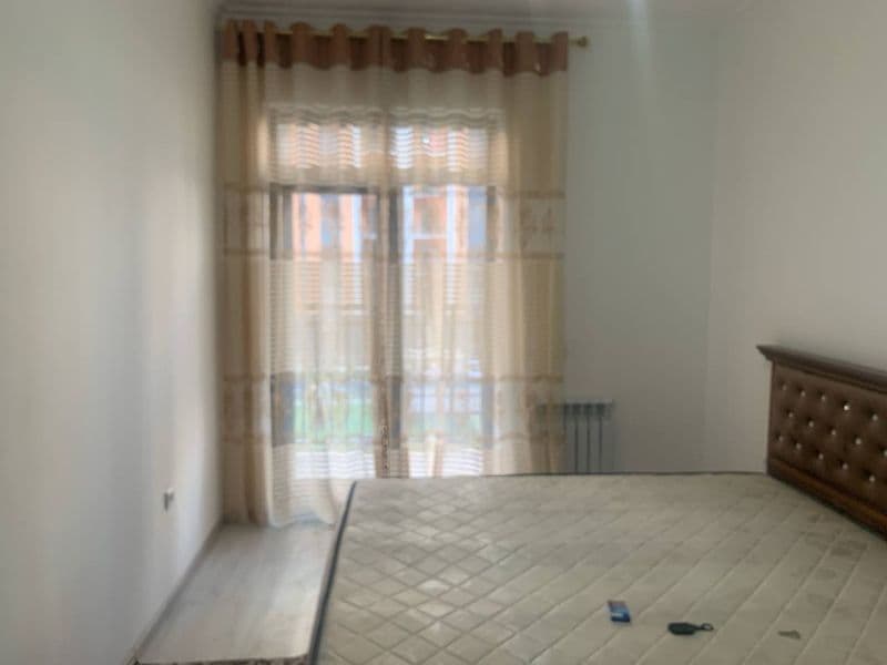 Сергели 2 чи метро бекат ёнида.2/3/16 uy Ijaraga beriladi 2 