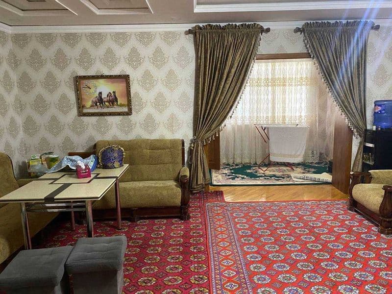 Сдаётся шикарная 3-комнатная квартира в Новостройка<br />
<b