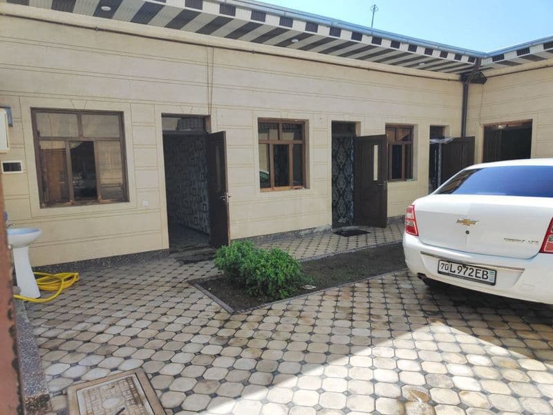 Bitta xonasi 2000000 som<br />
Gaz svet hammasi ichida — фото 4