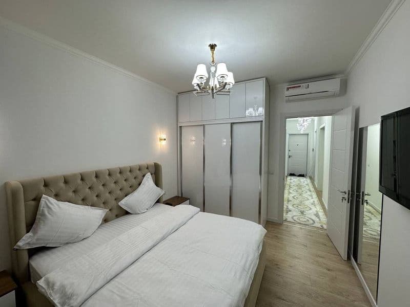 Элитный охраняем.двор<br />
<br />
2/4/12 площадь 62м2<br />