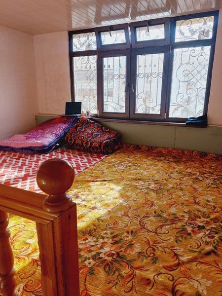 Йигитлар учун квартира шерикликка 900 мин камунали ичида