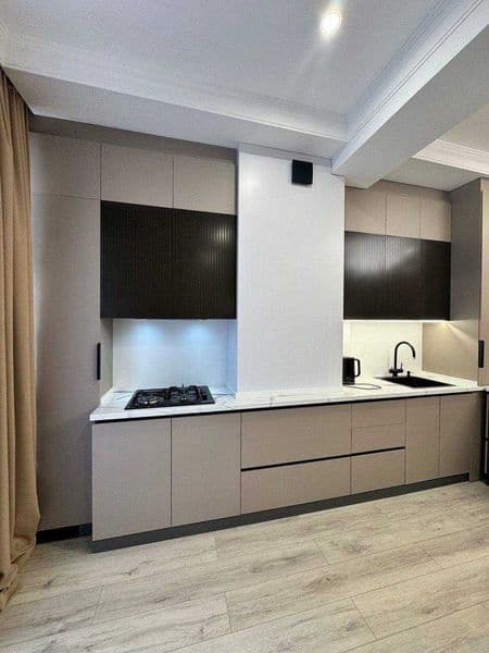 Сдается в долгосрочную аренду просторная 3-комнатная квартир — фото 4