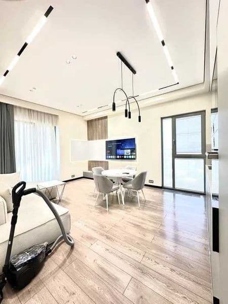 Район: Мирабадский<br />
Адрес: метро Айбек<br />
<br />
Ком — фото 4