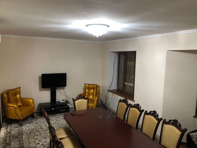 Широкая планировка,квартира чистая, с мебелью. Аренда для ин — фото 2