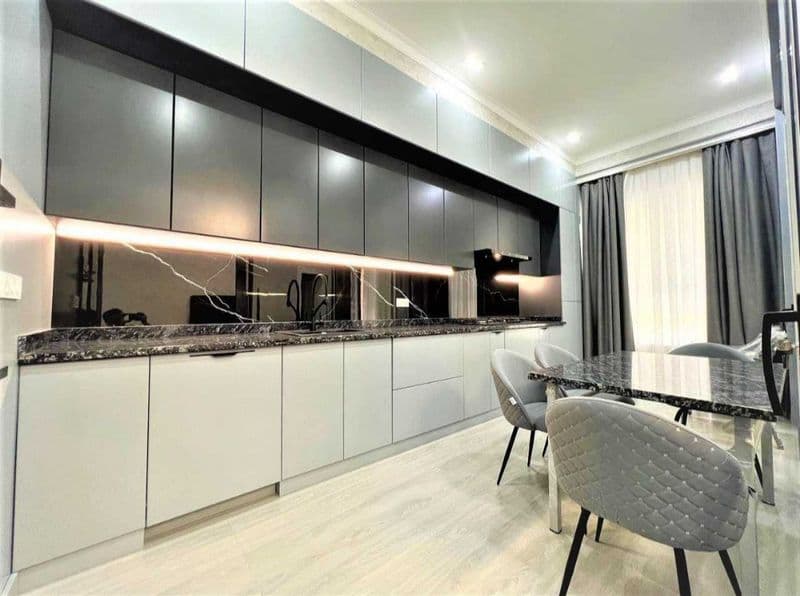 2х комнтная квартира <br />
Площадь 80м2<br />
Этаж 4 <br /> — фото 4