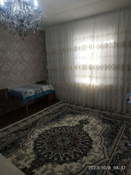 Чилонзор 25 кварталда 2хонали уйнинг 1 хонаси ва балкони бил