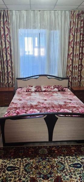 Срочно здайутса квартира<br />
Юнсабод 11 кв район метро мег