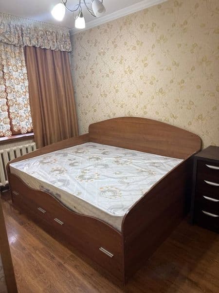 Срочно Сдаётся <br />
Квартира 3/2/4<br />
3-комнат <br />
Е — фото 2