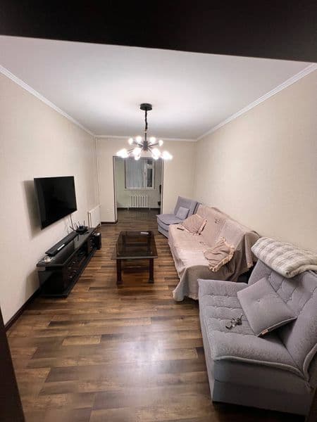 Сдаётся 3-комнатная квартира в Сергели-4, вдоль дороги. Квар