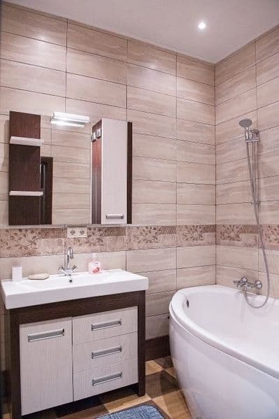 Сдается квартира 2/2/4 в центре на Ивлева! Звоните, есть мно