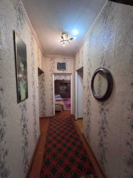 Сдам свою 3/4/4 на перекрестке мед центра Шох. Рядом детский