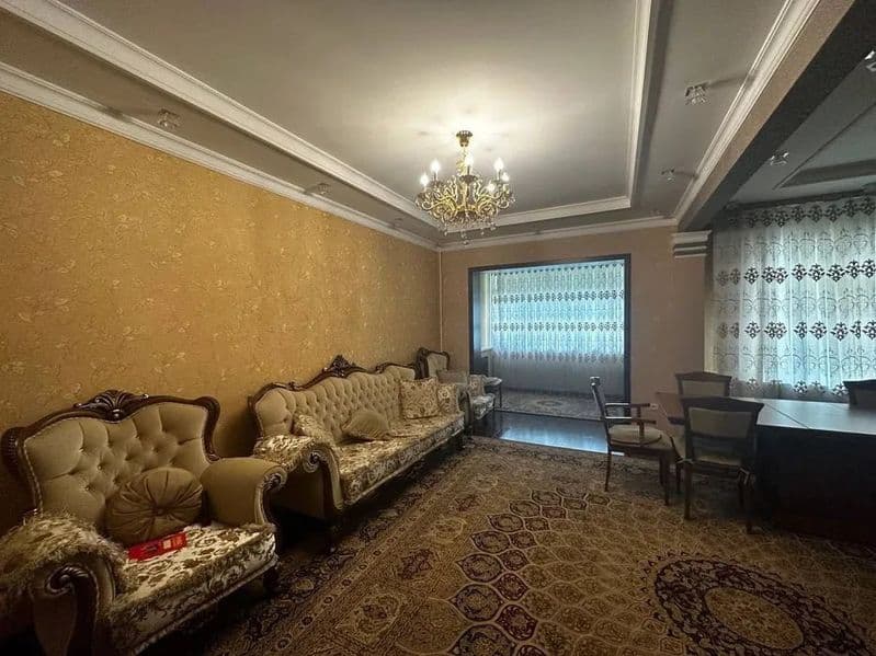 Жангохдаги 3хонали квартирага 1 киши кидирябмиз. Стабильный 