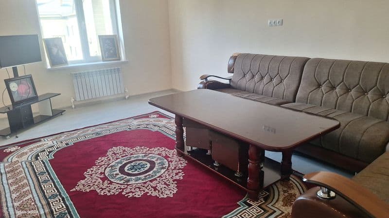 Сдается квартира в тихом районе, свет, газ, вода постоянно. 