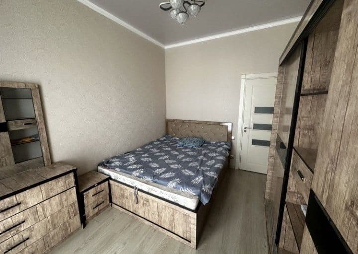 Яшнабод<br />
<br />
3/3/5<br />
<br />
Ориентир Олмос метро