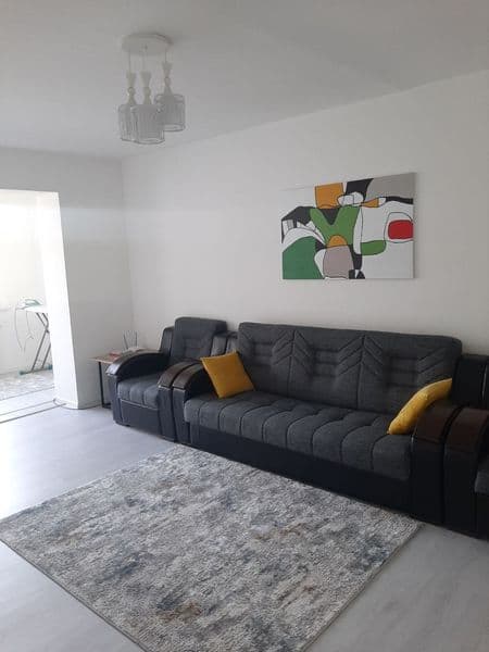 Сдаётся уютная тёплая 2-комнатная квартира на длительный сро