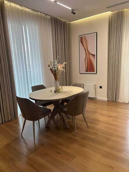 Сдаётся КЛАССНАЯ квартира<br />
<br />
• Район: Шайхантахурс