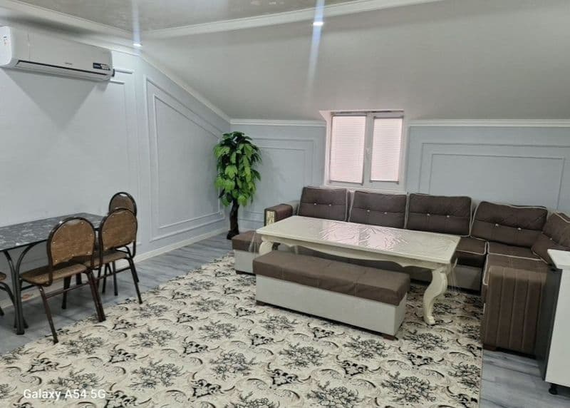 2-комнатная квартира за Фархадским базаром (кирпичный дом)<b — фото 2