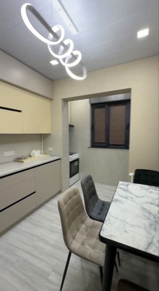 Сдаеться в аренду 2 ком кв с полным евро ремонтом с техникой — фото 2