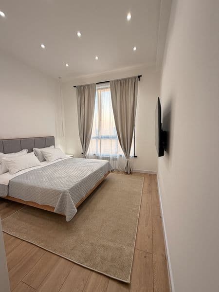 Сдаётся в долгосрочную аренду современная 2-комнатная кварти