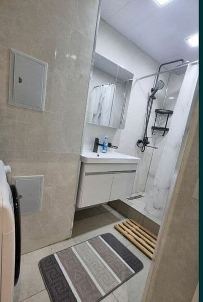 Олмазор<br />
До метро 5 минут пешком.<br />
Квартира проста — фото 4