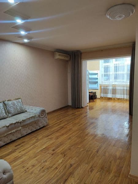 Hamid Olimjon Metro. Ц1 Дархан<br />
Kvartira sheriklikka to