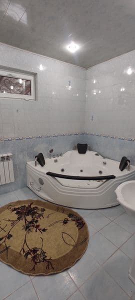 Юнусабад-12,, 2/1/4 с мебелью и техникой, ориентир метро Тур