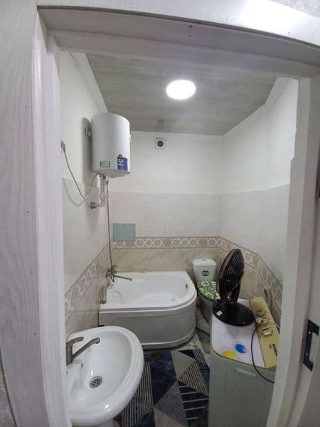 Аренда 1/4/9 Иззат Жк Кадышева новостройка чистая цена 350$  — фото 2