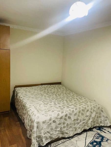 2 xonali kvartira ijaraga beriladi sharoitlar bor <br />
Tar