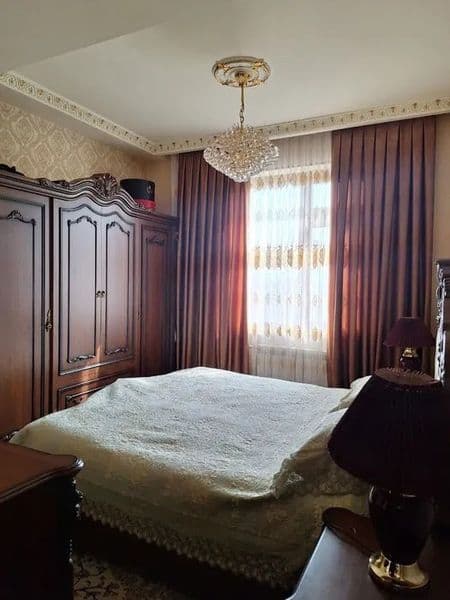 Сдаётся шикарная 2-комнатная квартира <br />
<br />
• Район: