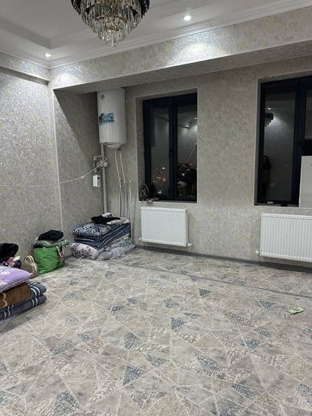 1 xonalik kvartiramizga 1 ta qiz bola olamiz 3 ta qiz turami