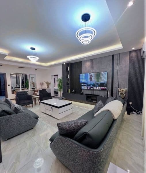 Сдается квартира<br />
<br />
Район: Шайхантахурский <br />
