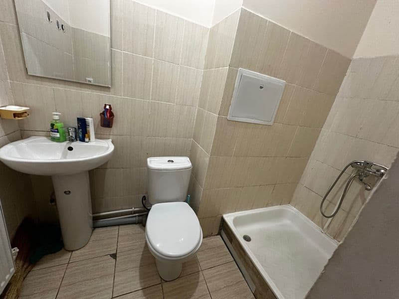 Срочно 3 та студент йоки ишледигон қиз оламиз! Хона тозза ак