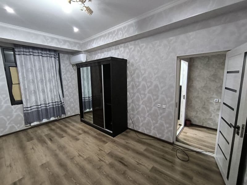 Аренда 2х комнатная квартира полу пустая Новостройка на прот — фото 3