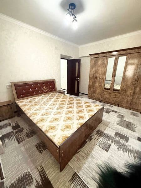 Yunisobot Turkiston metrosi yaqinida joylashgan 3-xonali kva