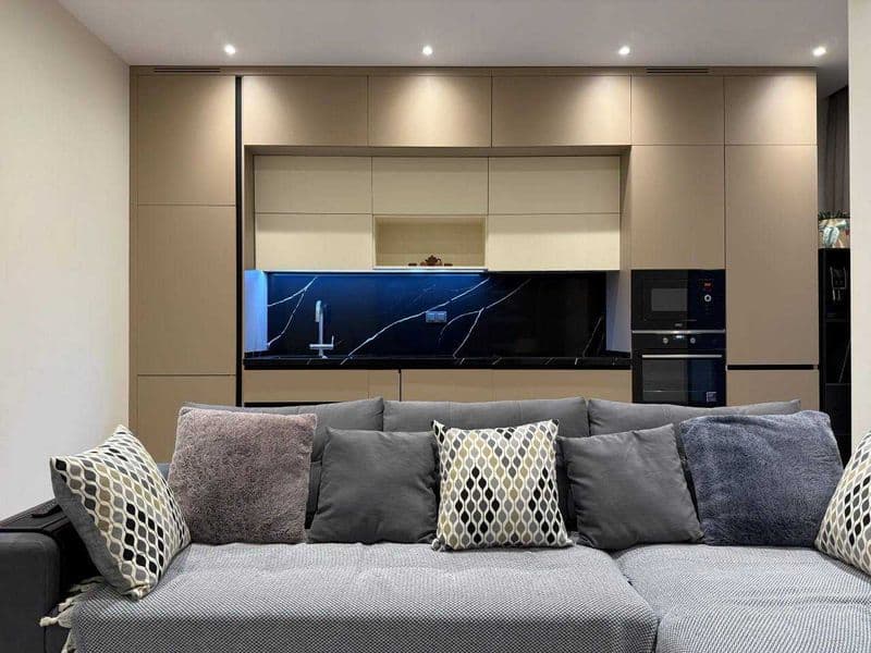 Район: Яшнабадский<br />
Адрес: Махтумкули<br />
<br />
• Ко — фото 4