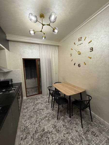 • ЖК: Ц-1<br />
• Комнат: 2<br />
• Этаж: 3<br />
• Площадь: — фото 3