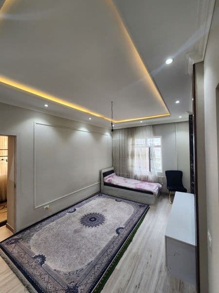 Сдаётся 1-комнатная переделанная в двух квартира 1/4/5. Масс