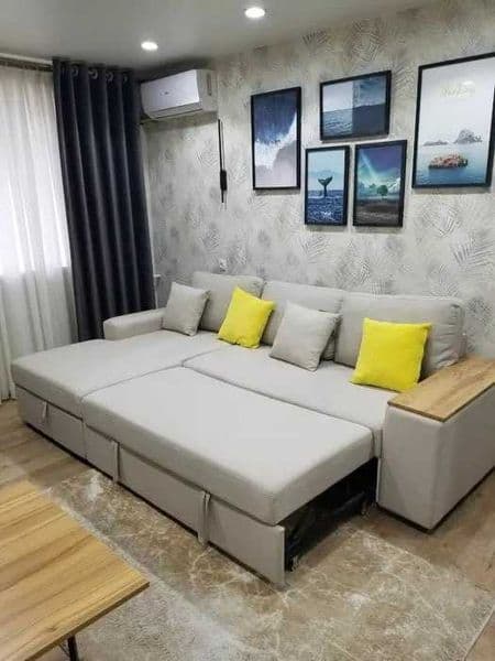 Сдаётся шикарная 2-комнатная квартира <br />
<br />
• Район: