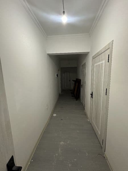 Квартирада гилам, кухонный мебель,, кир ювадиган машина бор, — фото 5