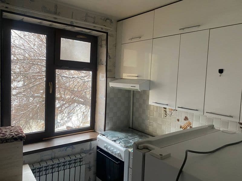 Рядом метро " космонавтов" тихий двор в центре — фото 2