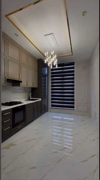 Район: Mirzo Ulugbek<br />
 Ориентир: жк “Oq Saroy”<br />
<b