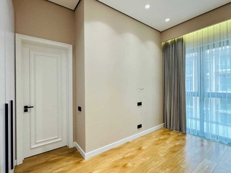 We are pleased to present a 10-bedroom apartment on the floo — фото 5