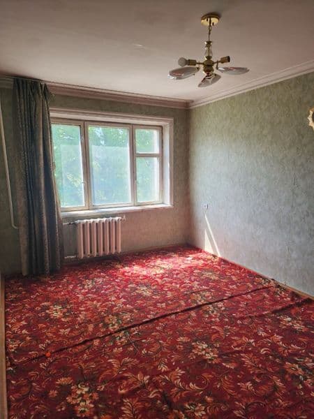 Срочно сдаю 3 х комнатную квартиру каракамыше 1/2 , 4 этаж 4