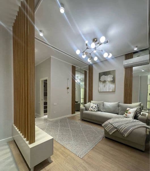 Мирабадский район <br />
Жк Parkwood <br />
2/7/14<br />
65м